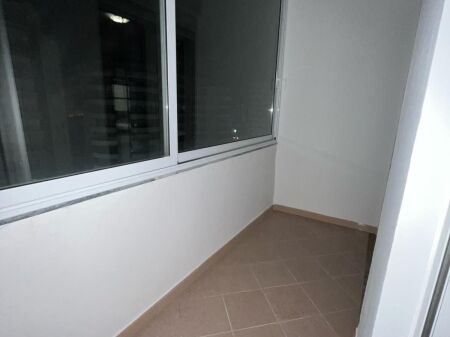  IN AFFITTO | APPARTAMENTO 3+1+2+2 IN AFFITTO – VLORË, SKELE (VIA PRINCIPALE)