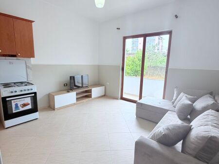 CASA PRIVATA IN AFFITTO VICINO AL MERCATO INDUSTRIALE, DURRES