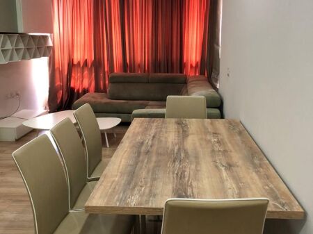 3+1, presso hotel radison lago secco, 800 euro, offerto anche parcheggio extra