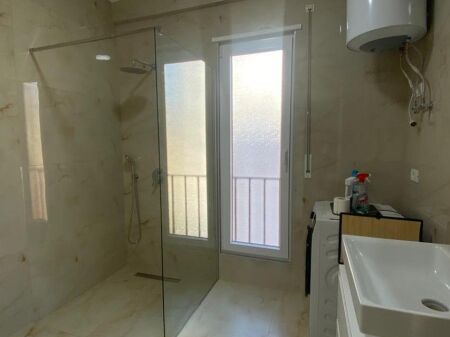  Apartament 2+1+2 me qira – Pazari i Ri