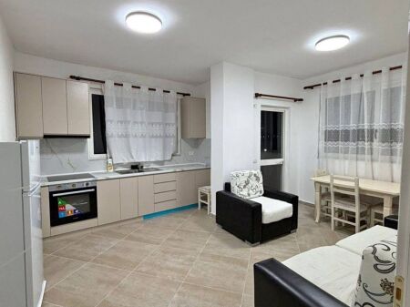  APPARTAMENTO 2+1 IN AFFITTO – PALAZZI CABEJ / MISTO MAME
