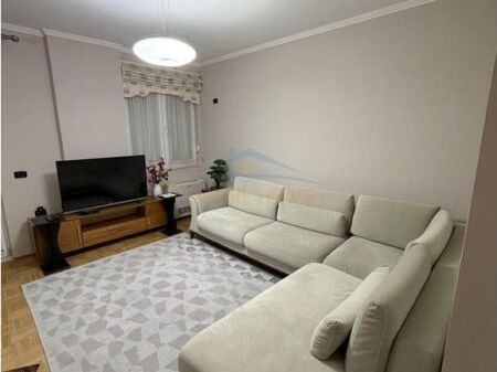 Qera , Apartament 2+1 , Sheshi Willson , Tirane