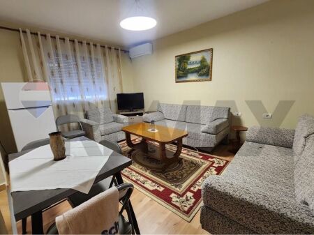 Apartament 1+1 per qira tek Rruga Bardhyl!