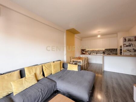 Apartment 2+1 opposite UET in Porcelan