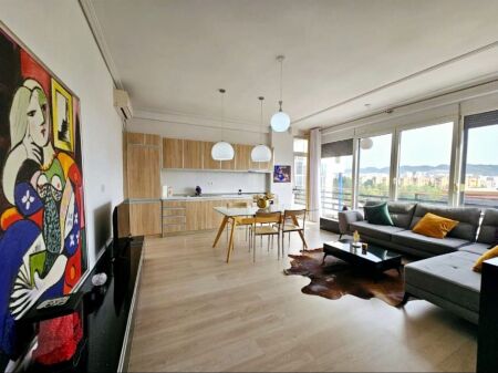  Shitet Apartament 1+1 në Laprakë