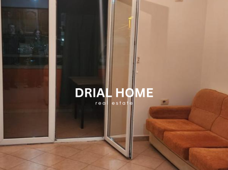 Apartament me qera 1+1