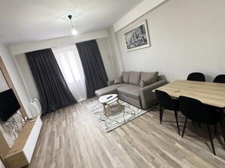 Jepet Me Qera Apartament 1+1+1 Ballkon