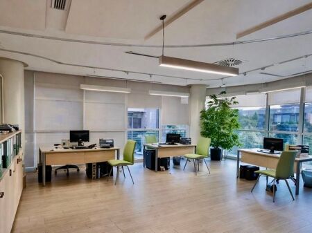 Ufficio in affitto vicino ad Air Albania