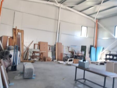MAGAZZINI IN AFFITTO, VORE