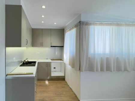  Shitet Apartament 1+1 – Fresk, pranë Pasticeri Melissa