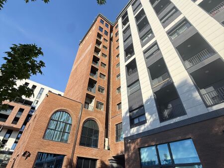 Shitet Apartament 1+1 Rezidenca Henke, perballe Spitalit Amerikan 3Kati i 7 banim Çmimi: 105.000€