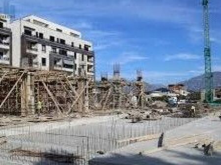  Appartamento 2+1 in Vendita - Viale Madre Teresa, Kamëz!