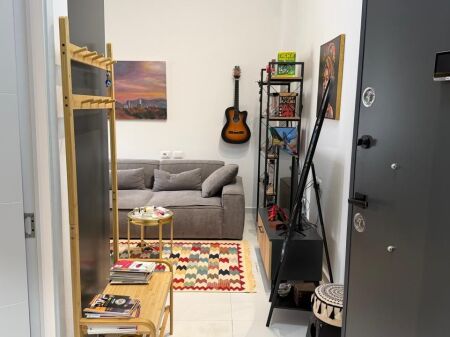 NE SHITJE, APARTAMENT 1+1, TEK FRESKU, TIRANE MLS # 530581011-16