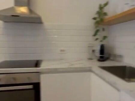  Jepet me Qira Apartament 1+1, Ish st Trenit!
