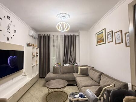Apartament 1+1 Ne Shitje Prane Pallateve Çabej ,Yzberisht