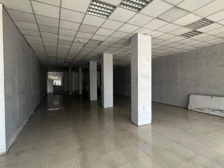LOCALE COMMERCIALE IN AFFITTO 400M2 MISTO MAME