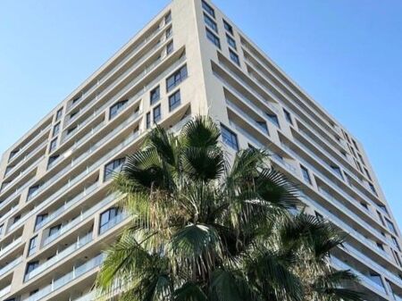  Ambiente Business / Ufficio in Affitto 3+1 – Golden Tower 
