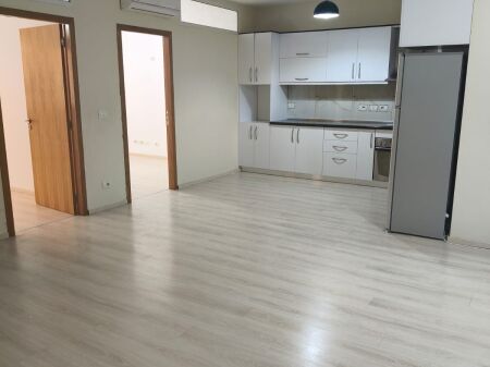 Apartament 1+1 per shitje te 5 Maji