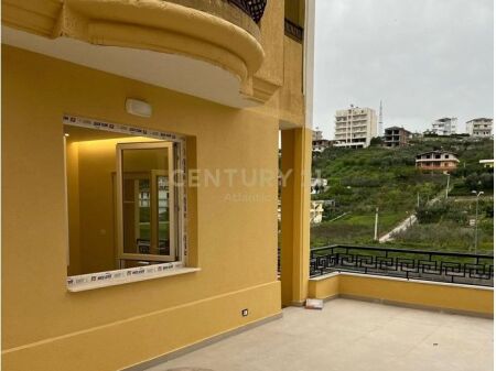 Apartment 1+1 for Sale at Shkëmbi i Kavajës, Durrës