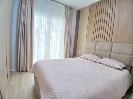 Jepet Me Qera Apartament 1+1+1 Ballkon