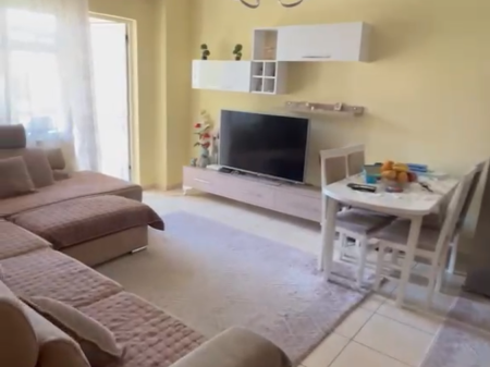 Apartament 1+1 per qera ne Astir !