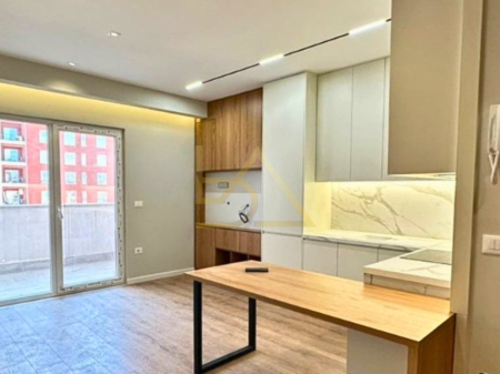 Shitet Apartament – Laprakë, Tiranë