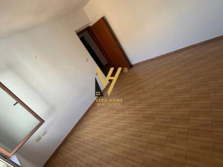 APPARTAMENTO 1+1 IN AFFITTO A HOXHA TAHSIM 400 EURO