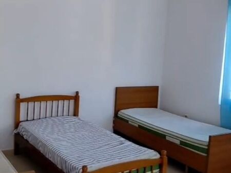 APARTAMENT 2+1. 30000 LEKE. QYTET STUDENTI