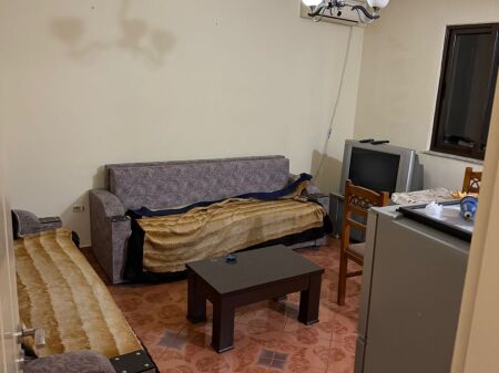 Apartament 2+1 per shitje ne Laprake!