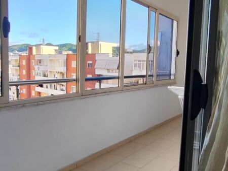  Affittasi appartamento 1+1 presso il Complesso Arlis, Astir – vicino all'ex Hotel Roland.