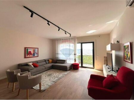 APARTAMENT 2+1 ME QIRA MYSLYM SHYRI
