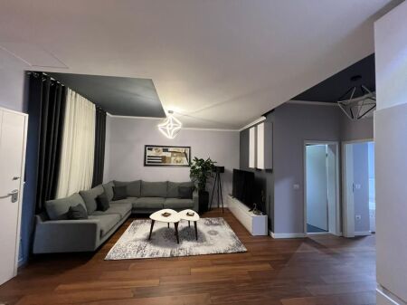  Jepet me qera apartament 2+1+2  Rruga Eduart Mano Çmimi: 65000 leke /muaj
