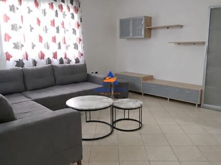 LOCALE IN AFFITTO 120M2 "GARDA, TIRANA RE" 1000 EURO
