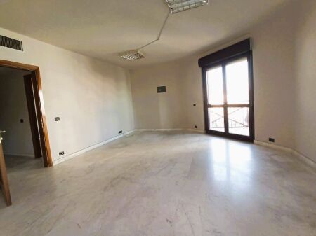  Spazio Ufficio in Affitto presso Torre Drini