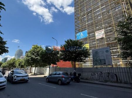 SUPER COMMERCIAL SPACE FOR SALE   Selvia, near the “Servete Maçi” school