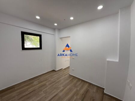 OGGETTO IN AFFITTO 60M2 "RRUGA TODI SHKURTI , ALI DEM" 80000 LEKE