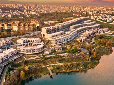SWAN LAKE RESIDENCE – FARKA LAKE, TIRANA