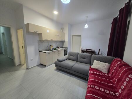 Furnished 1+1 apartment Mangalem Complex 21 Ali Demi
