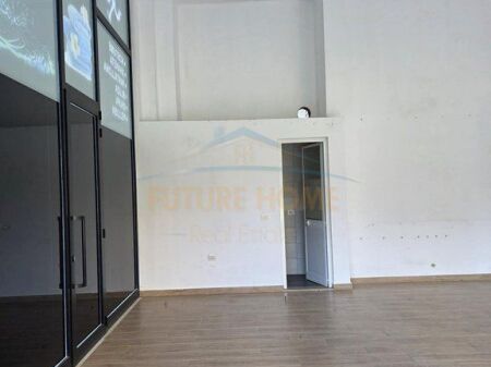 Affitto, Locale Commerciale, Villa L 2, Nuovo Anello