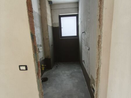  Apartament 3+1+2 + Verandë për shitje  Maison De La Terre, Mjull-Bathore, Tiranë