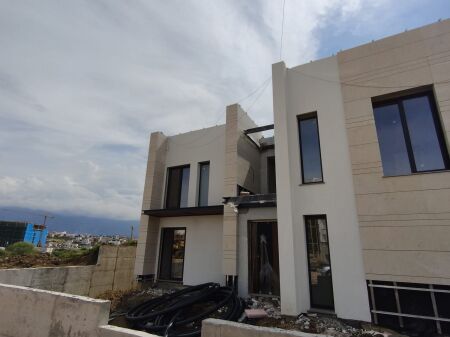  LUXURY VILLA FOR SALE – Maison de la Terre Residence
