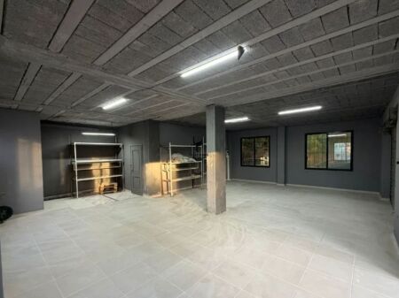 MAGAZZINI IN AFFITTO LAPRAKE 75.000 LEKE FH-74476