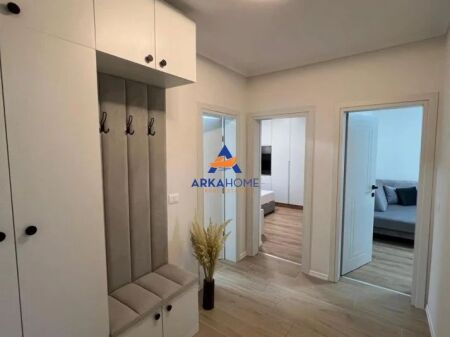 JEPET APARTAMENT 2+1 ME QERA "TEK RRUGA SULEJMAN DELVINA, TIRANË" 750 EURO