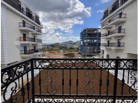 SHESIM APARTAMENT 1+1 REZIDENCA PORTA E RE !