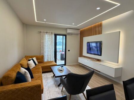  Shitet Apartament 1+1 në Fresk