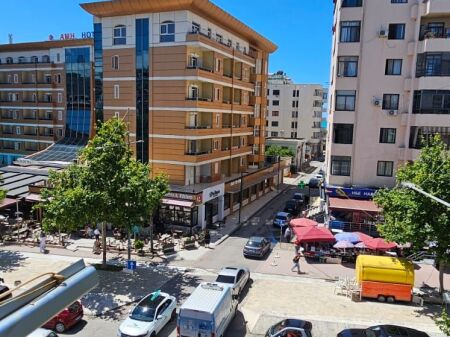  APPARTAMENTO 1+1 IN AFFITTO VICINO ALLA SPIAGGIA PELIKAN DURRES