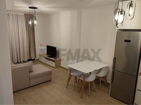 Shitet Apartament 1+1 Ish-Fusha e Aviacionit