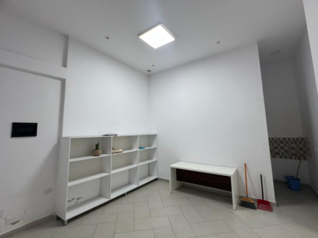 UFFICIO IN AFFITTO – ASTIR (PRESSO OZONE)