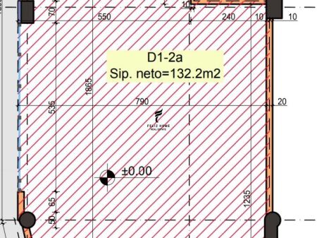 NEGOZIO IN AFFITTO 132.2M2 MINE PEZA 380.000 LEKE FH-74674