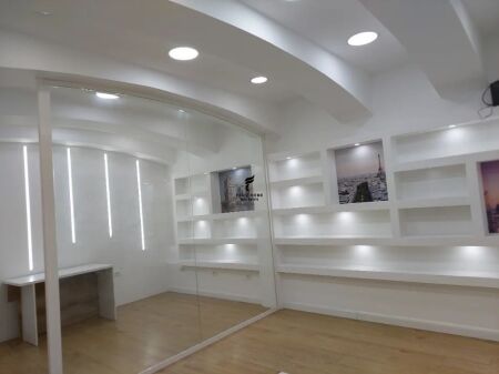 NEGOZIO IN AFFITTO 60M2 MYSLYM SHYRI 120.000 LEKE FH-74689